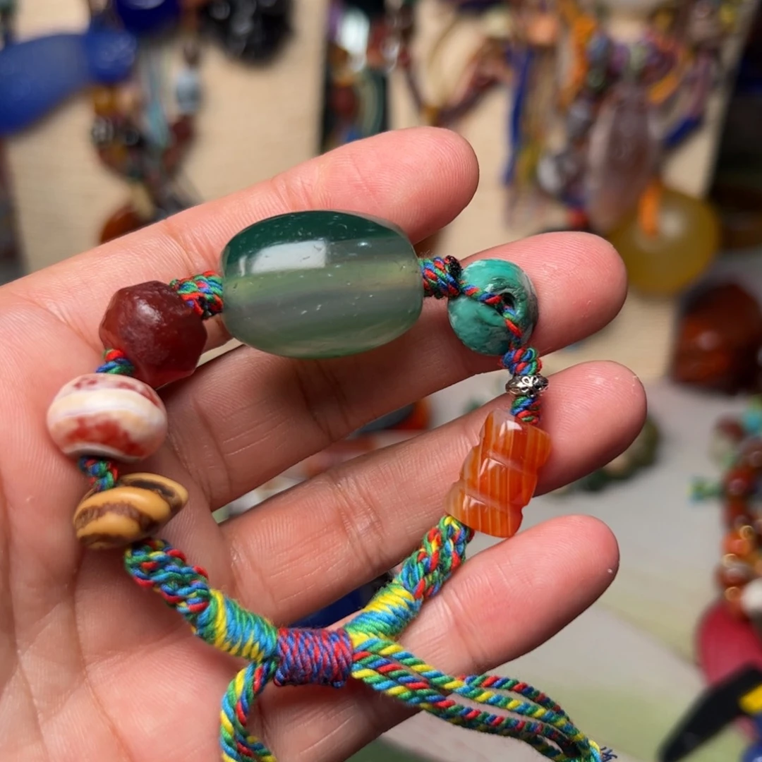 玛瑙/玉髓颈饰未镶嵌