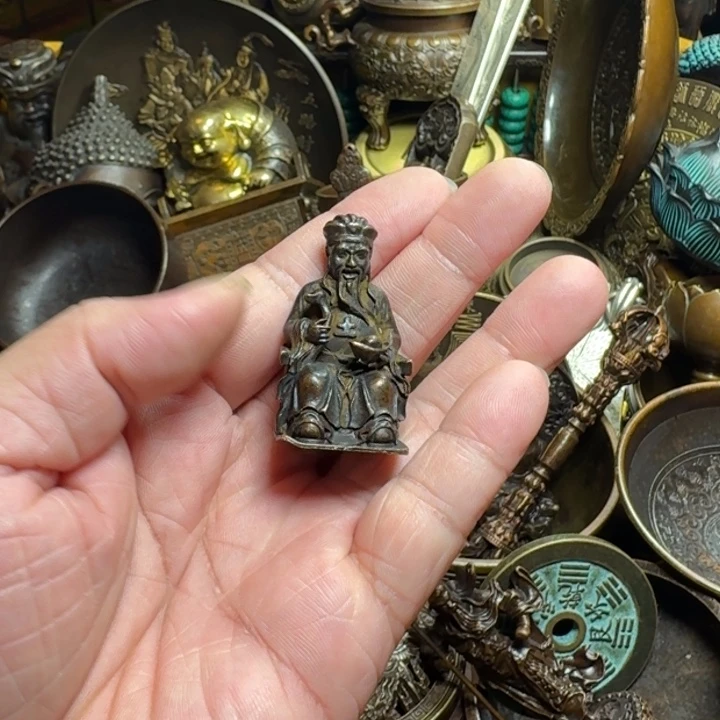 铜器摆件收收藏藏