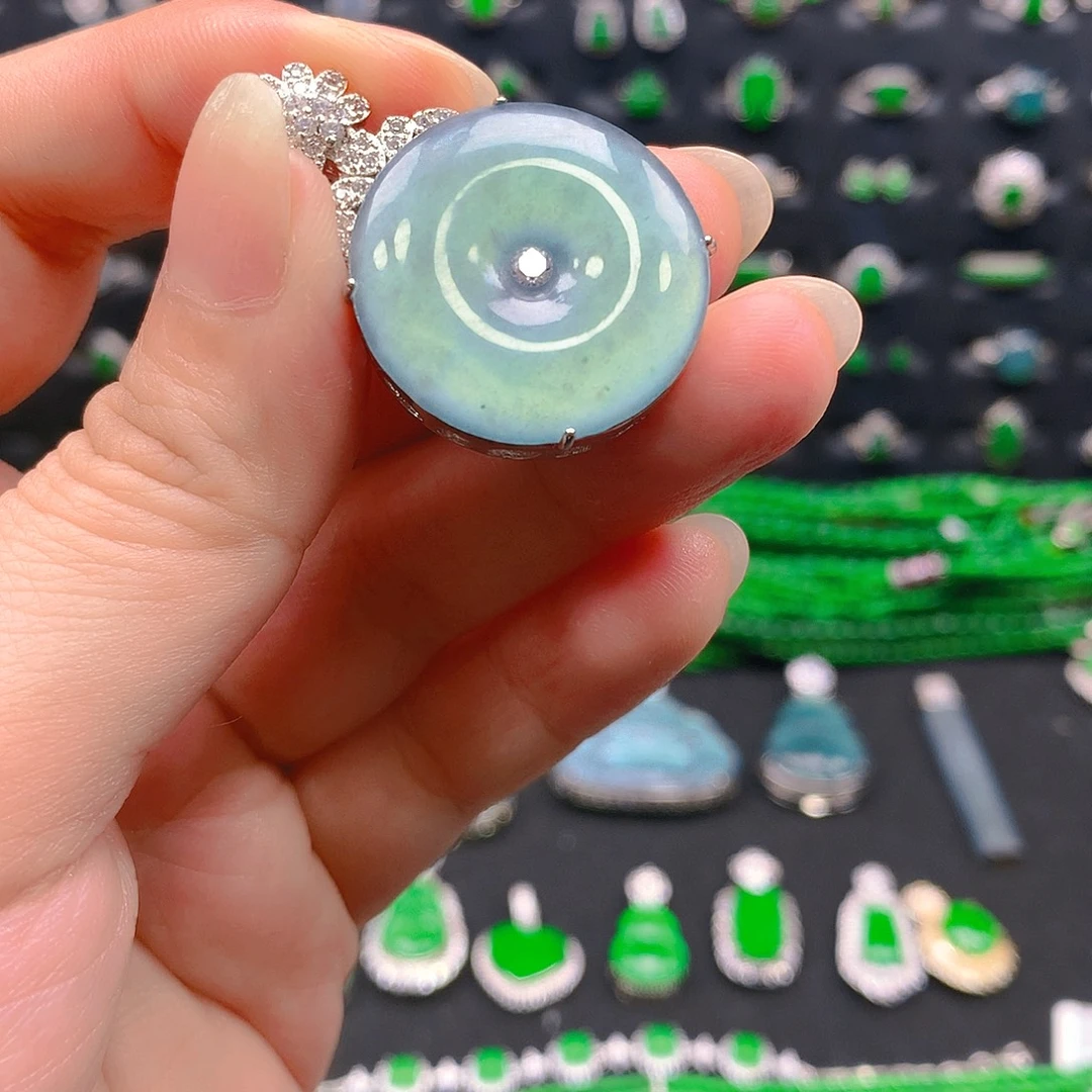 翡翠未镶嵌吊坠(不含链)