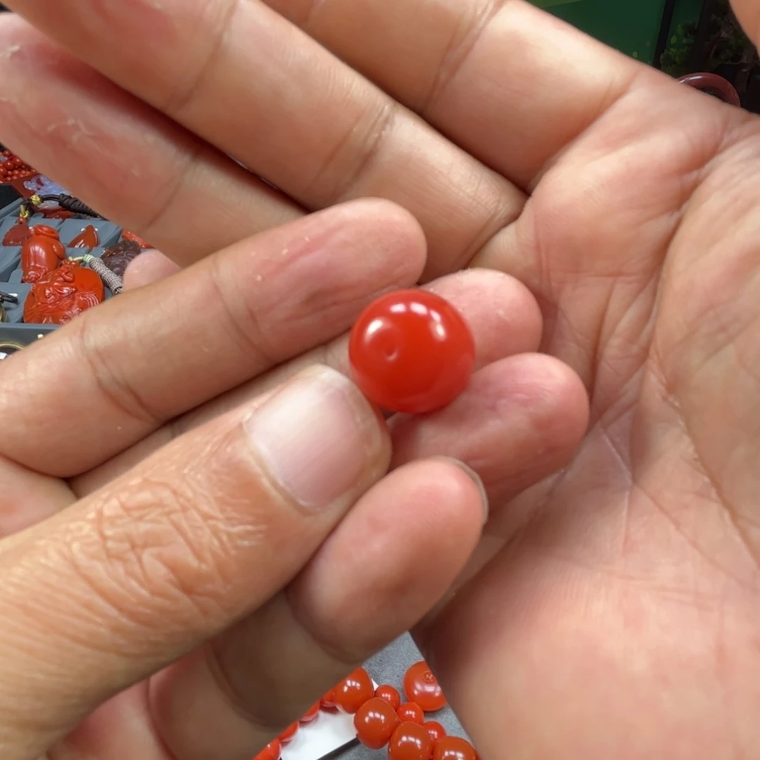 阳***阳南红玛瑙未镶嵌手链