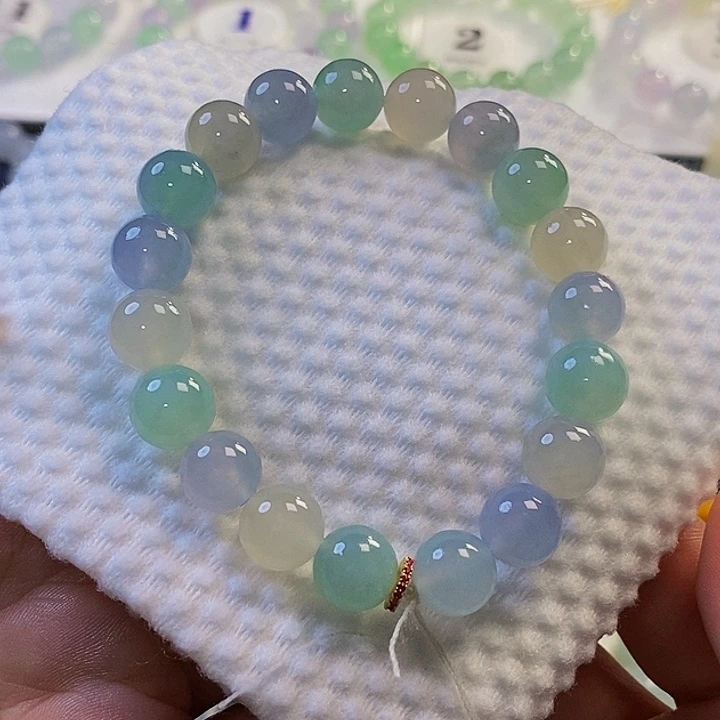 定制翡翠未镶嵌翡翠.