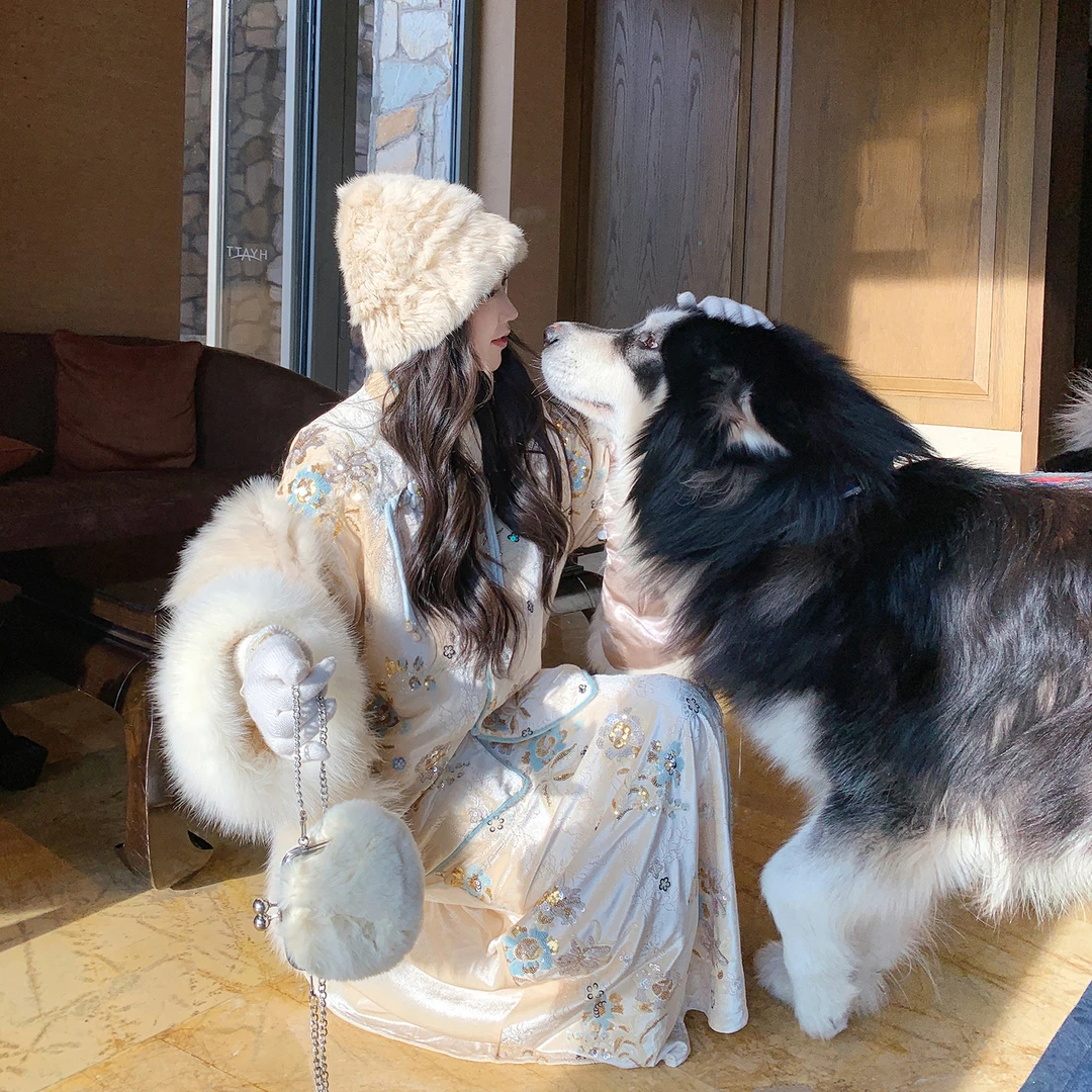 果果家   新中式国风2025冬羽绒服女复古提花国风外套时尚