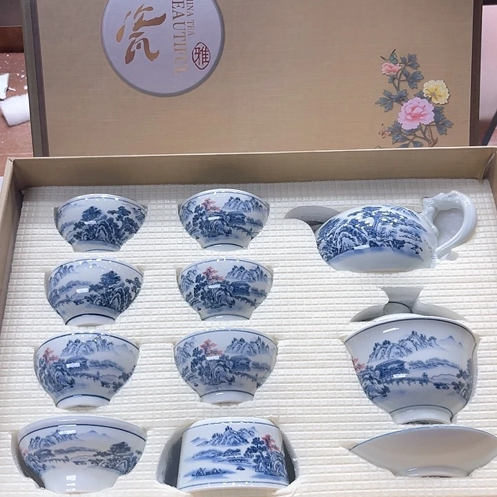 孤品茶具套装等。