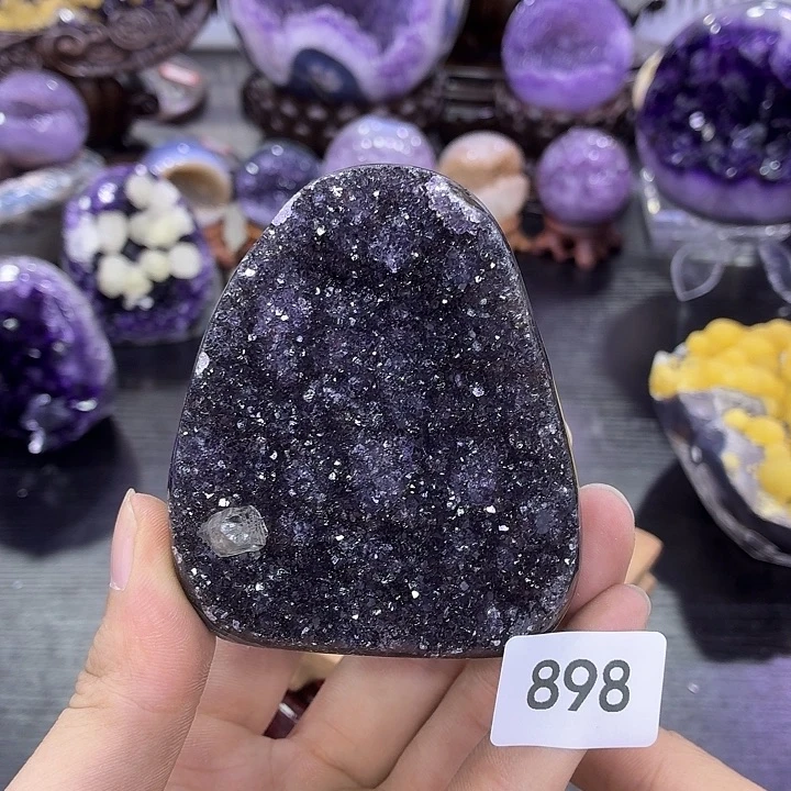 未镶嵌水晶大型摆件（非配饰）