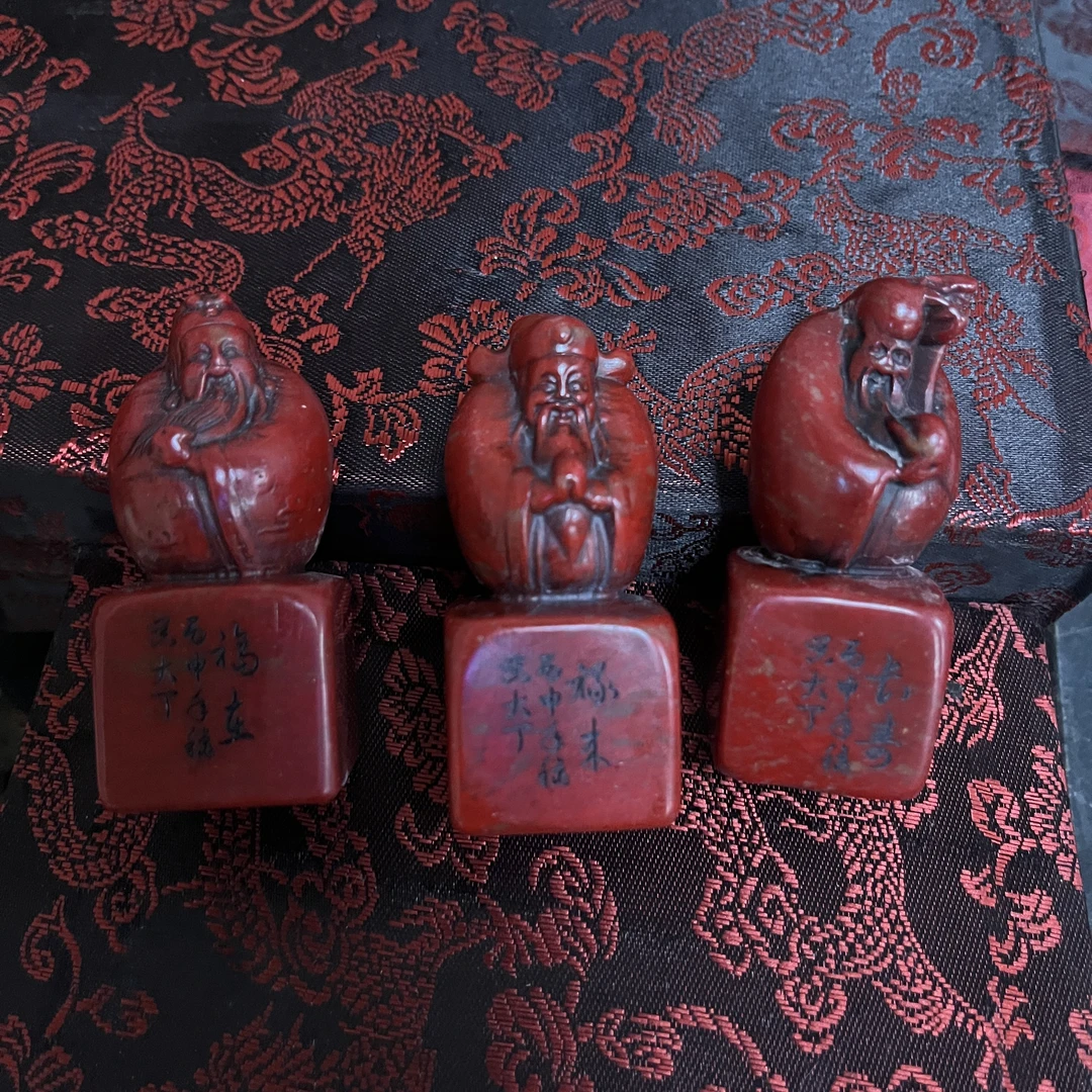 福禄寿三星昌化鸡血石印章