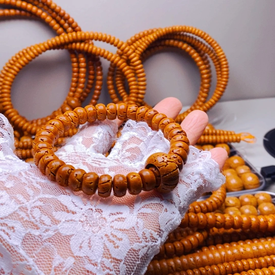 吊坠桃核6乘10核片手串微瑕疵40