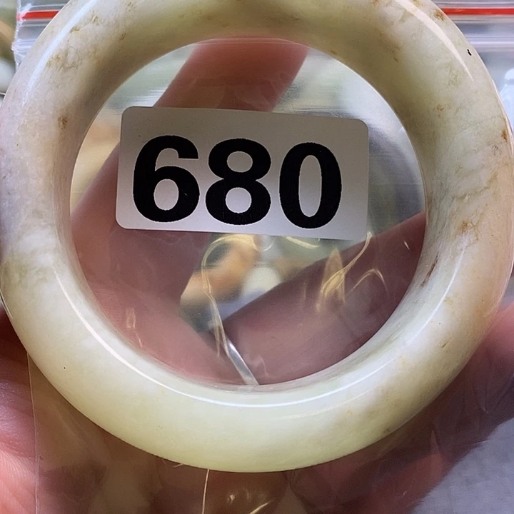 快***生蛇纹石玉未镶嵌手镯