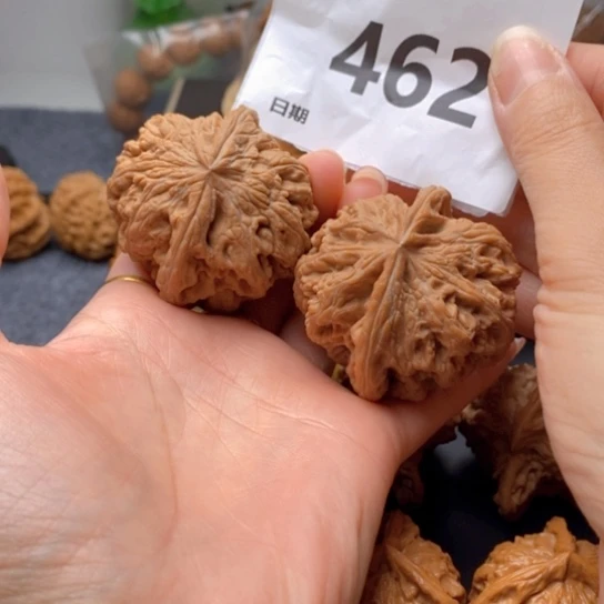 ****宝吊坠文玩核桃全品49粗筋462