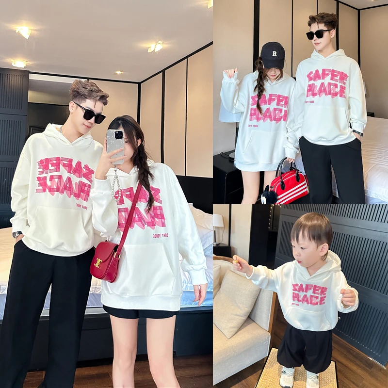亲子装2025新款一家三口字母卫衣秋冬装长袖潮爬服婴儿全家装8166