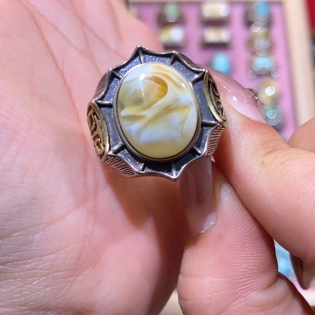 琥珀戒指银S925镶嵌L****看戒指
