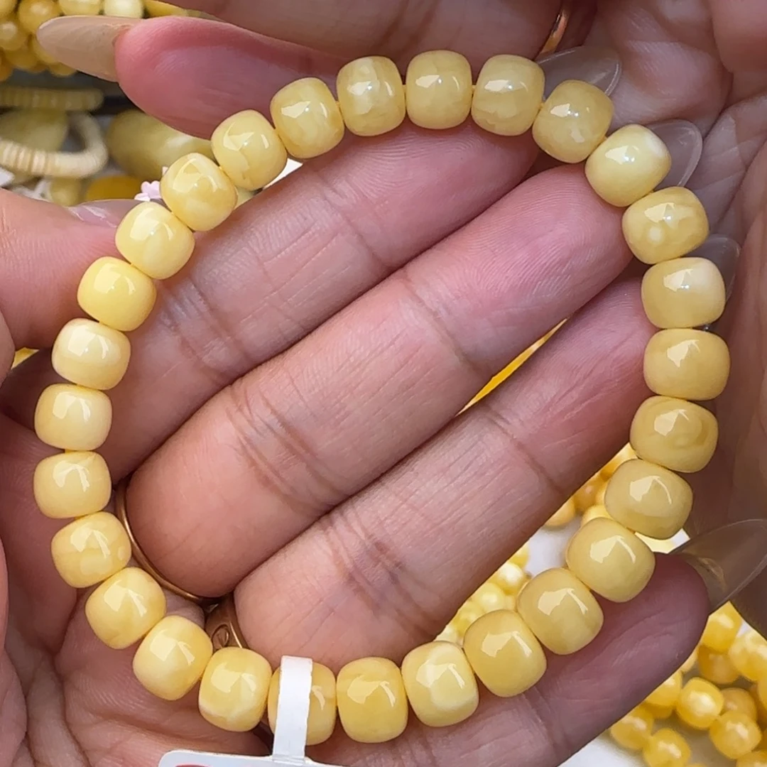 未镶嵌蜜蜡手链浓白花老型手串