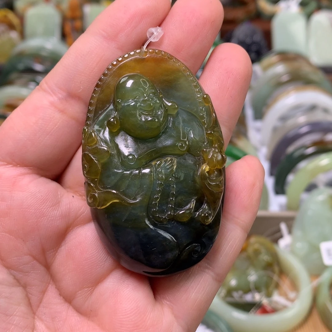 岫玉未镶嵌颈饰吊坠