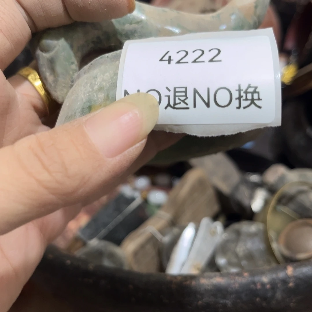 烟***雨老挝石4222号工艺品