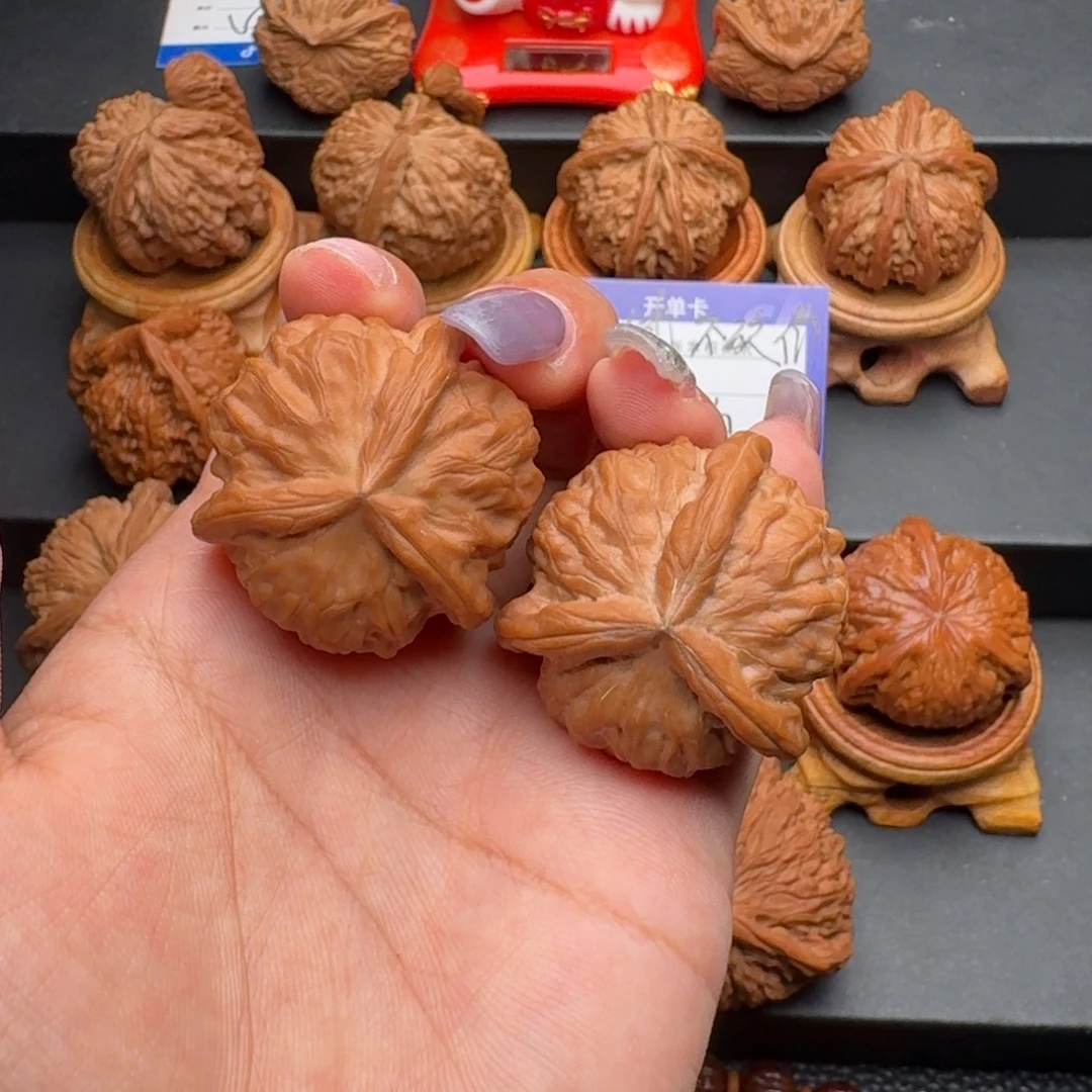 把件文玩核桃石门元宝三棱球奔，全品，35