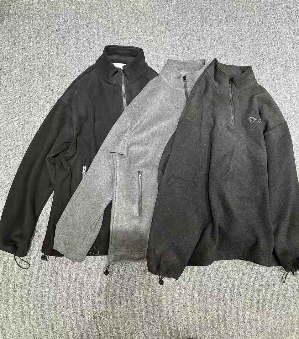 021秋冬定制款连帽立领半拉链小狗刺绣休闲德绒卫衣