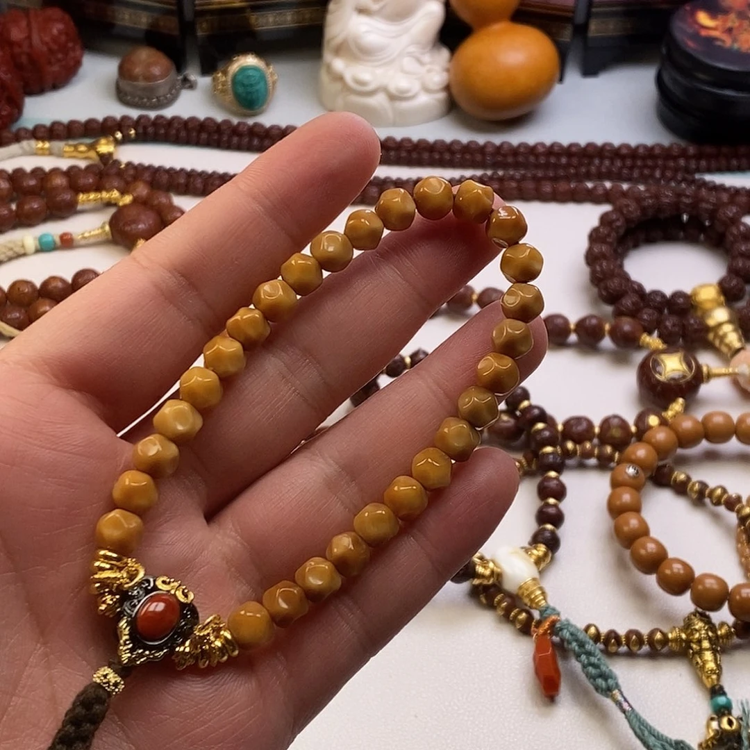 草珠菩提吊坠。。。。。。。。。