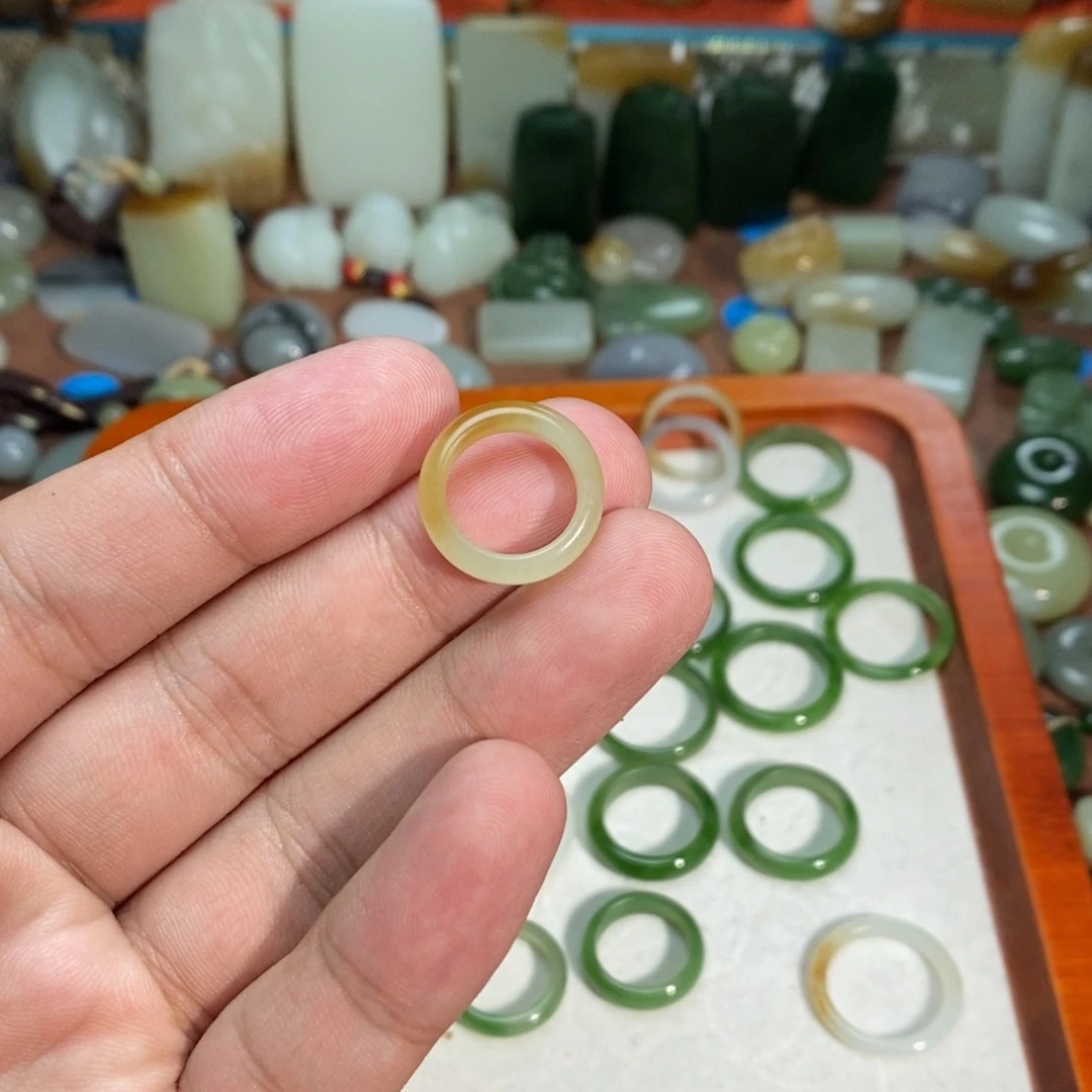 木***上和田玉未镶嵌吊坠(不含链)