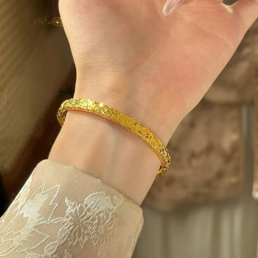 【抖音好货】 精工气质百搭爆闪【三面碎冰冰】手镯6n