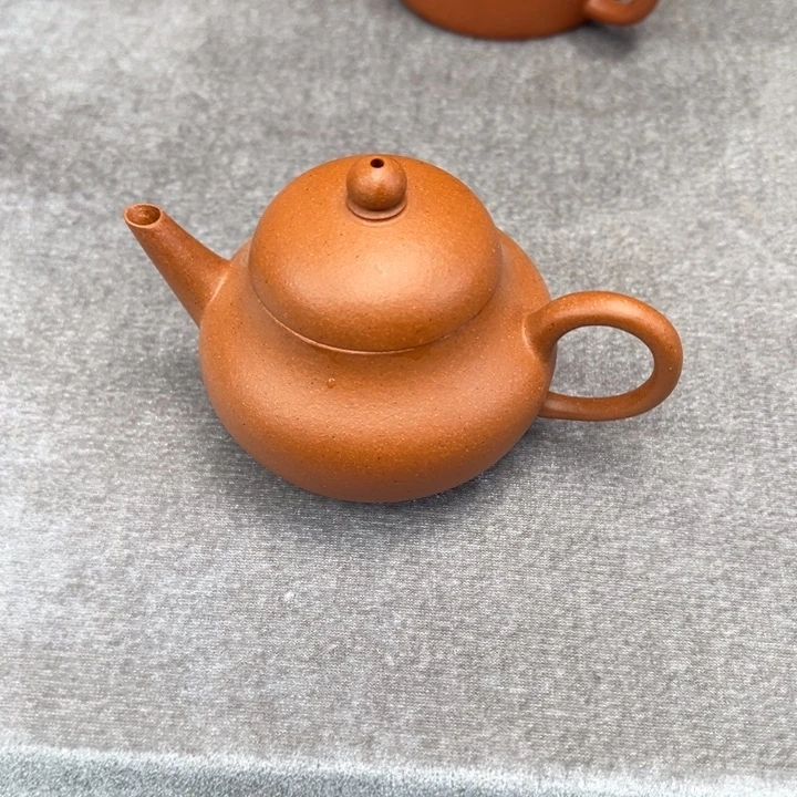 紫砂茶壶三*瑕疵小红泥梨形剑流嘴