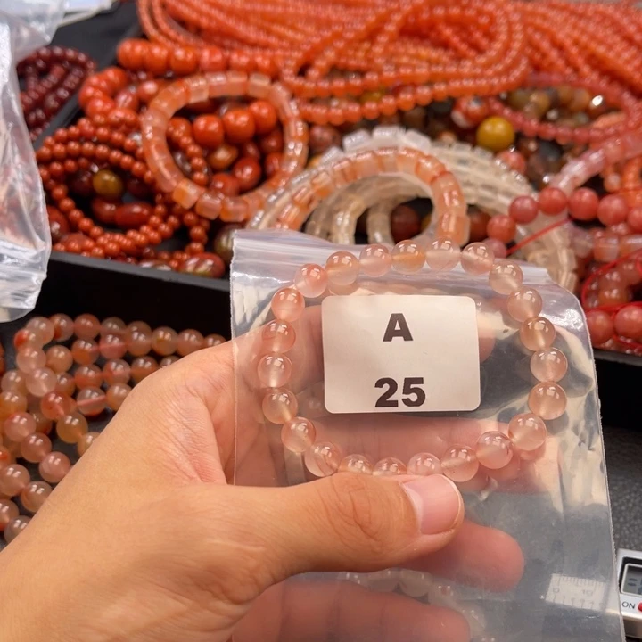 南红玛瑙未镶嵌多样性发货默认微瑕称重8mm