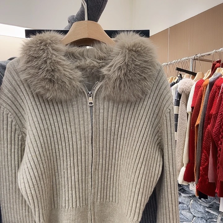 韩系爆款毛领打底女