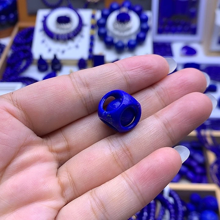 自***律青金石未镶嵌吊坠