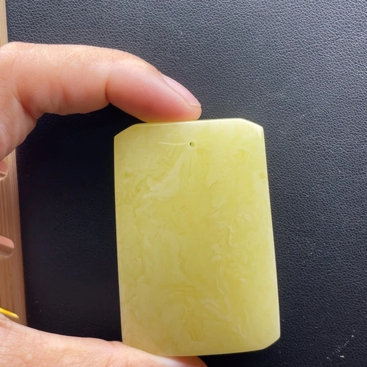 未镶嵌颈饰琥珀天然琥珀蜜蜡