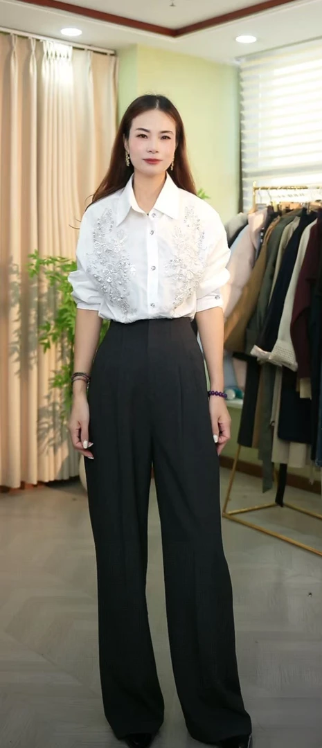 WANTHAT/凡黛卡法式高级感百搭休闲显腿长压褶直筒阔腿裤女9005