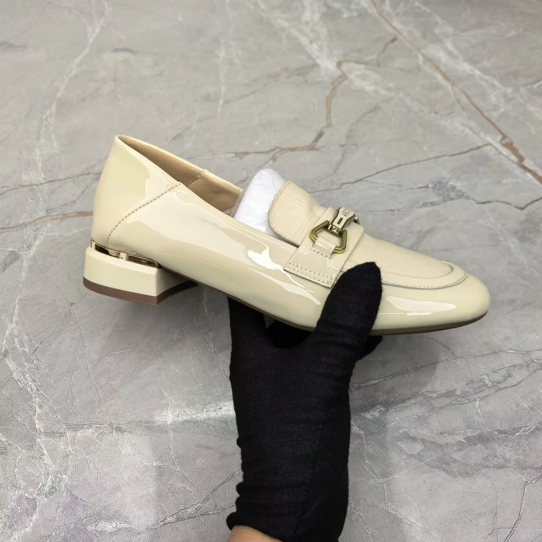 b（孤品）37单鞋女 (牛皮)611-1576