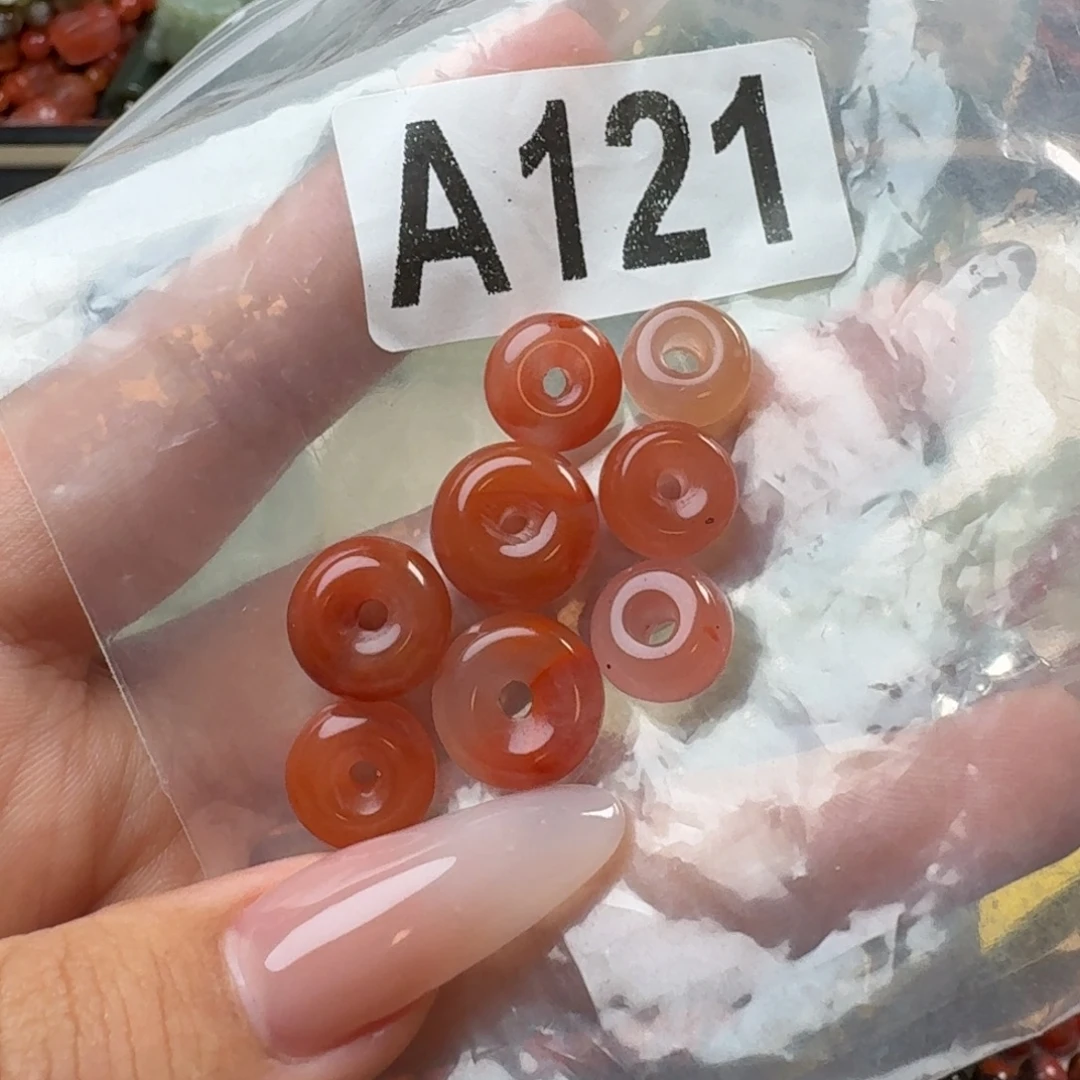 南红玛瑙未镶嵌珠宝奇石