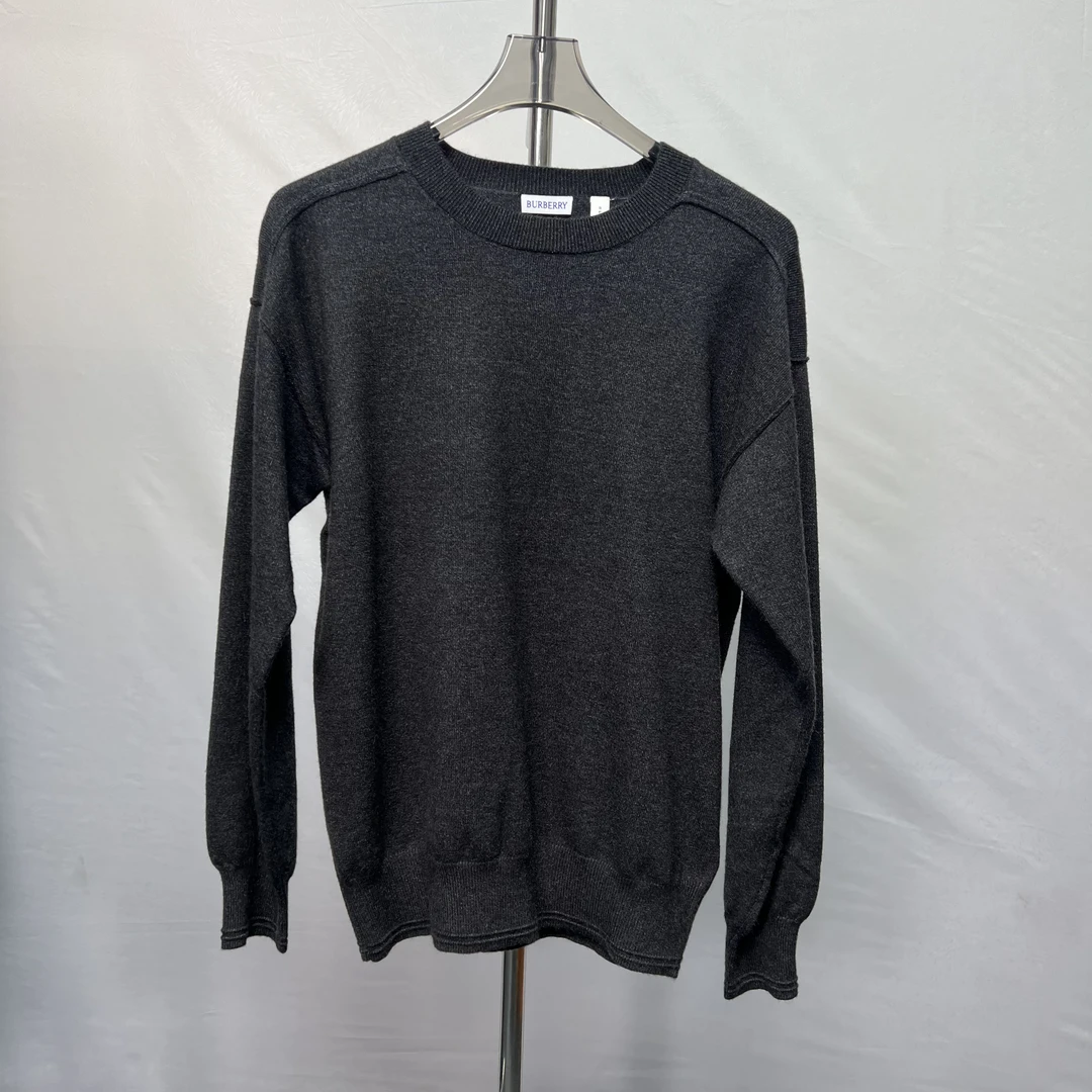99新 BURBERRY/博柏利 男士圆领套头毛衣 两色可选 tz6010