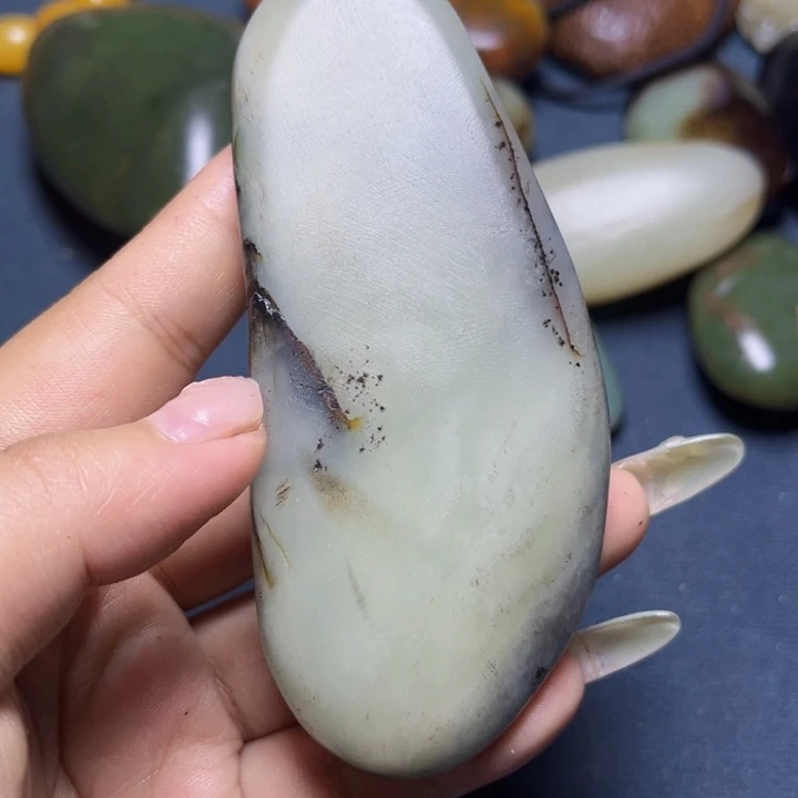 未镶嵌和田玉珠宝奇石