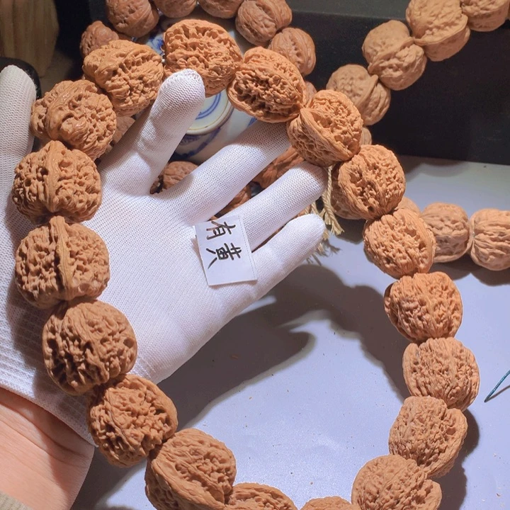 无***良文玩核桃手串南疆石有黄