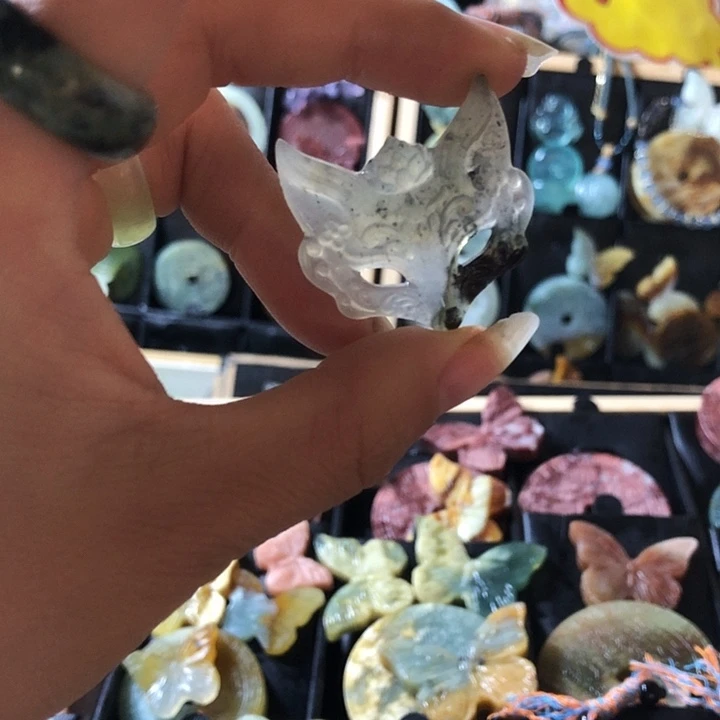 岫玉未镶嵌岫玉挂件
