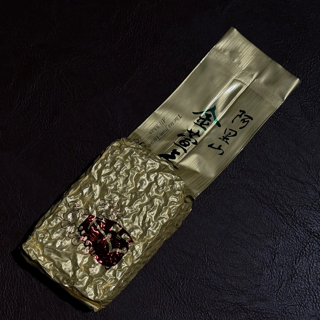 精品乌龙茶598｜金萱乌龙茶台湾阿里山高山乌龙茶150克/袋来自台湾