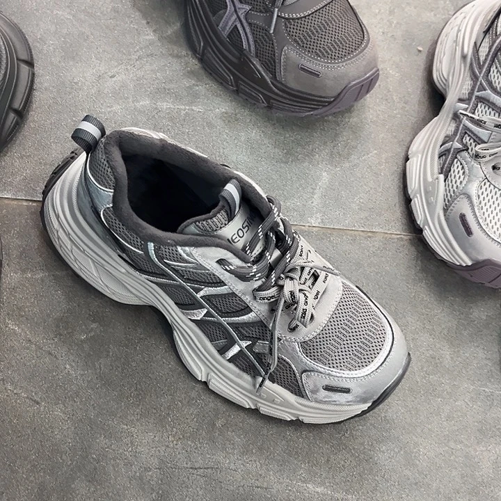 437547735灰色41码