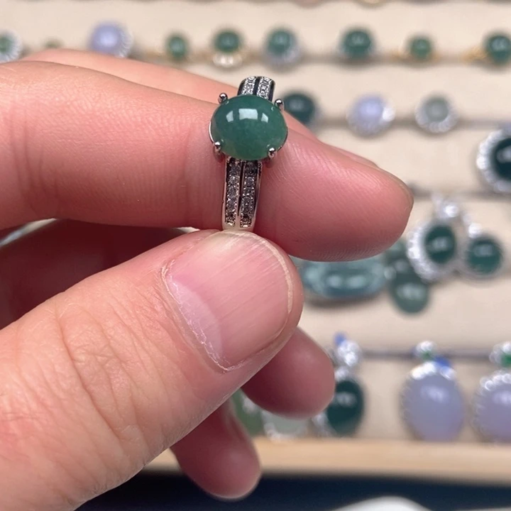 翡翠未镶嵌戒指戒指
