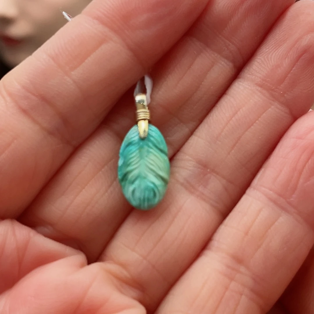 绿松石颈饰未镶嵌