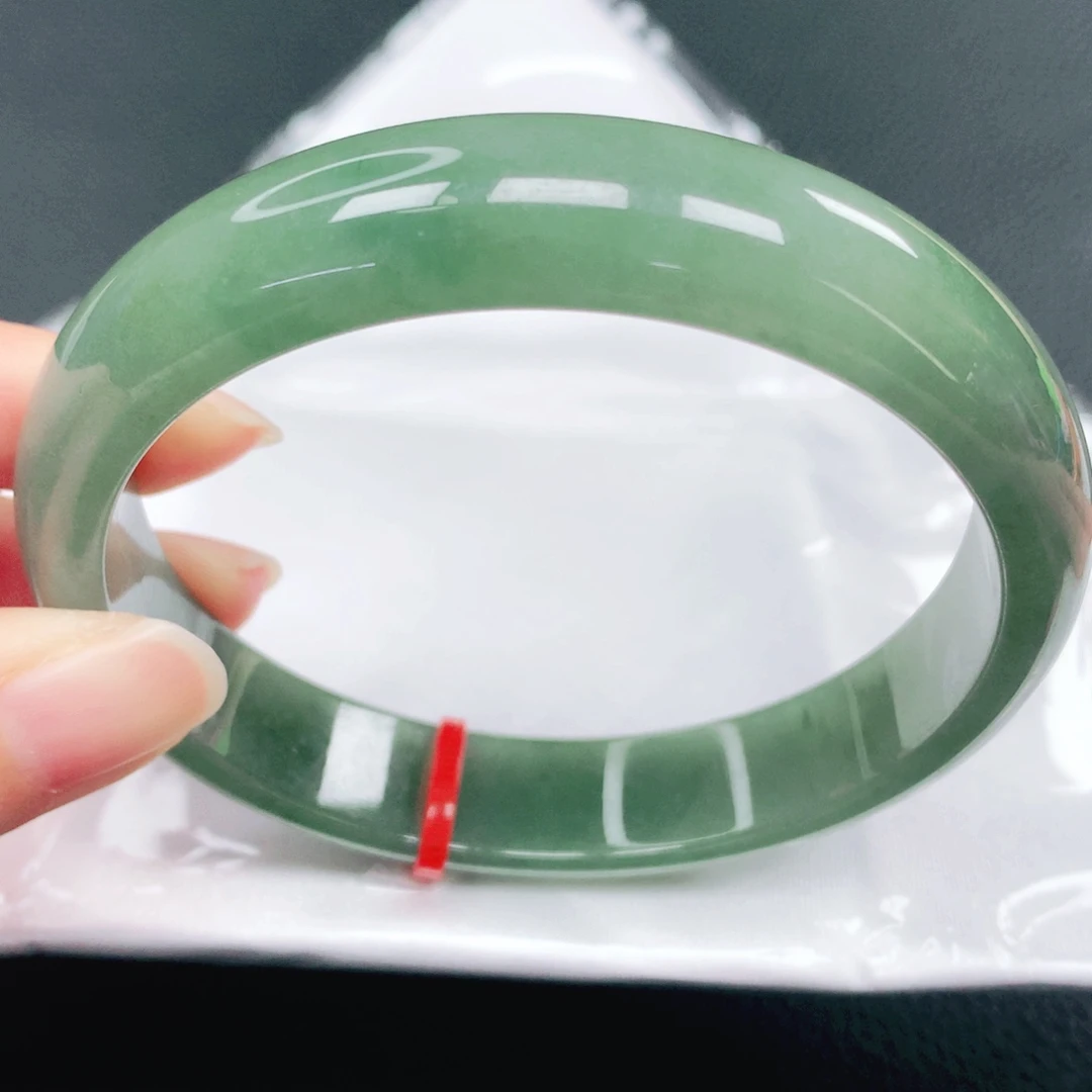 翡翠未镶嵌手镯64圈