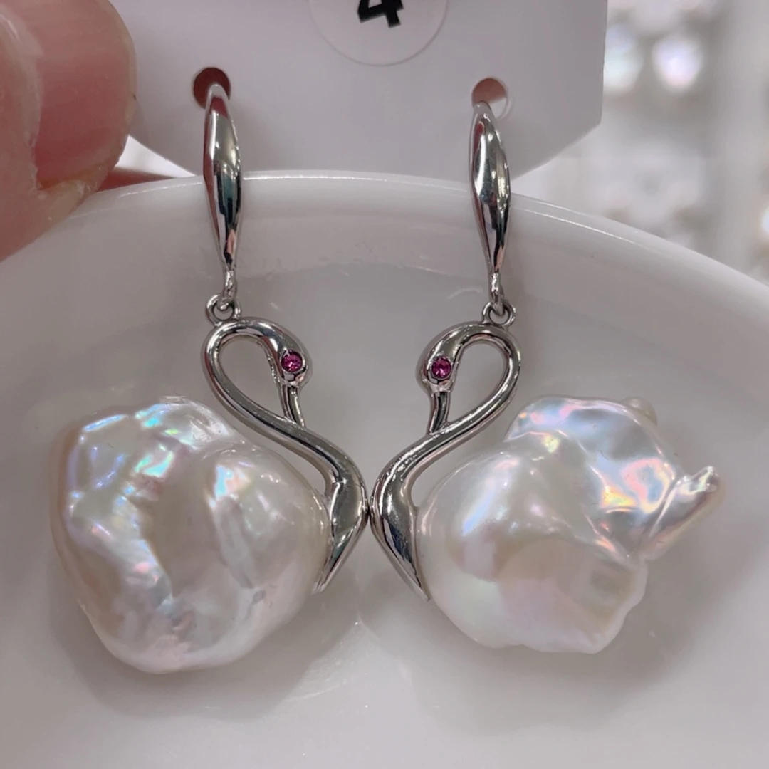 颈饰未镶嵌淡水珍珠