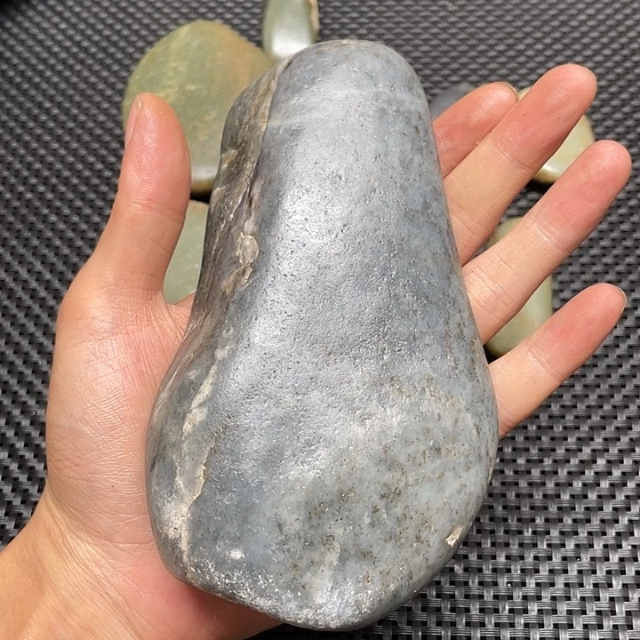 和田玉未镶嵌车挂