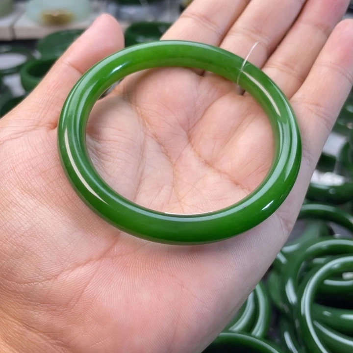 和田玉（碧玉）手镯未镶嵌