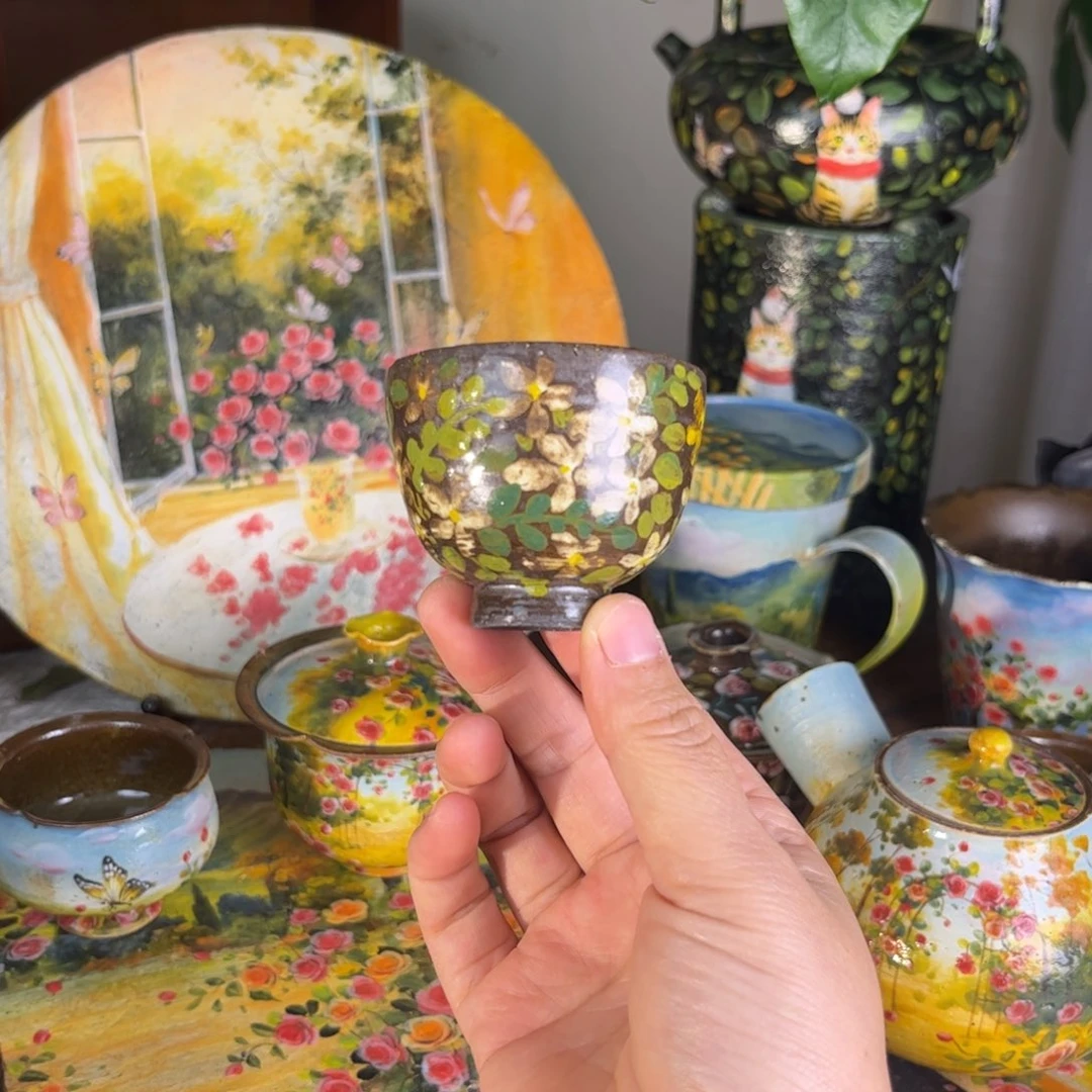 初***伊釉下五彩斑斓色彩