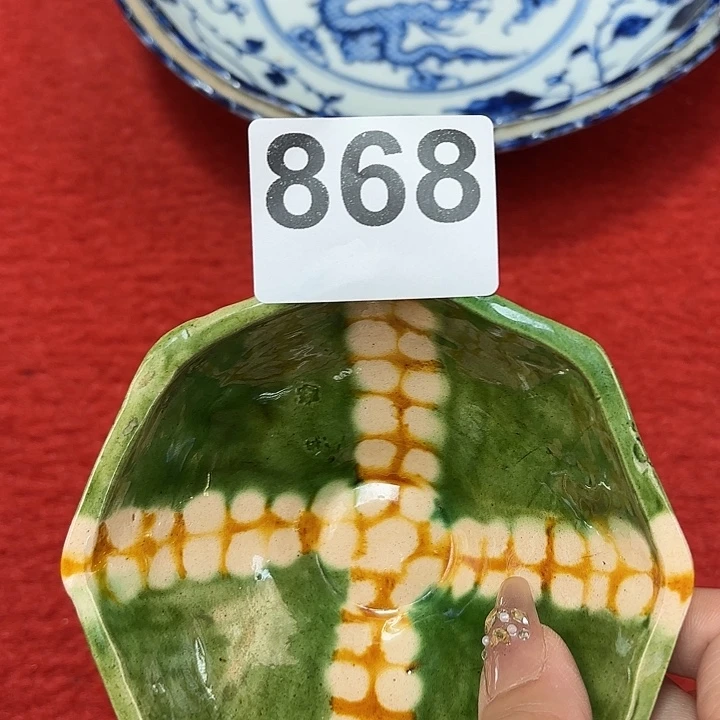 瓷片