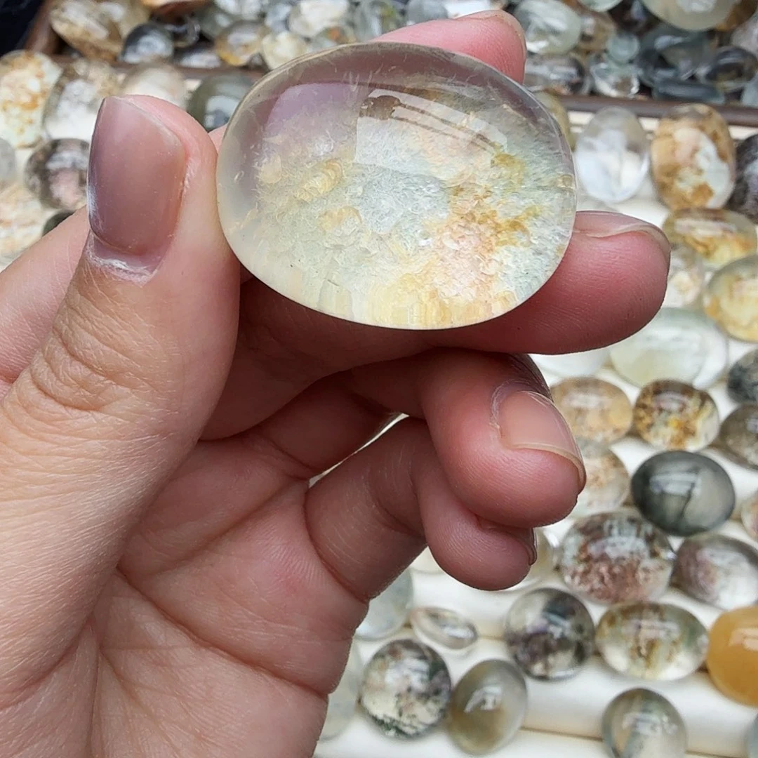 咕***噜水晶未镶嵌珠宝半成品