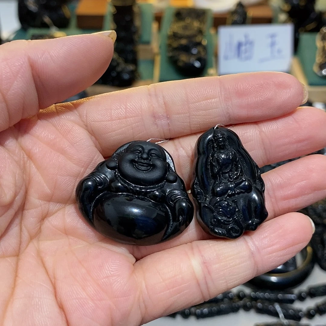 車***華未镶嵌蛇纹石玉颈饰