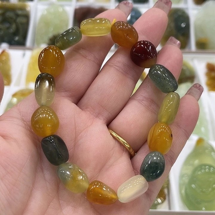 蛇纹石玉合金颈饰