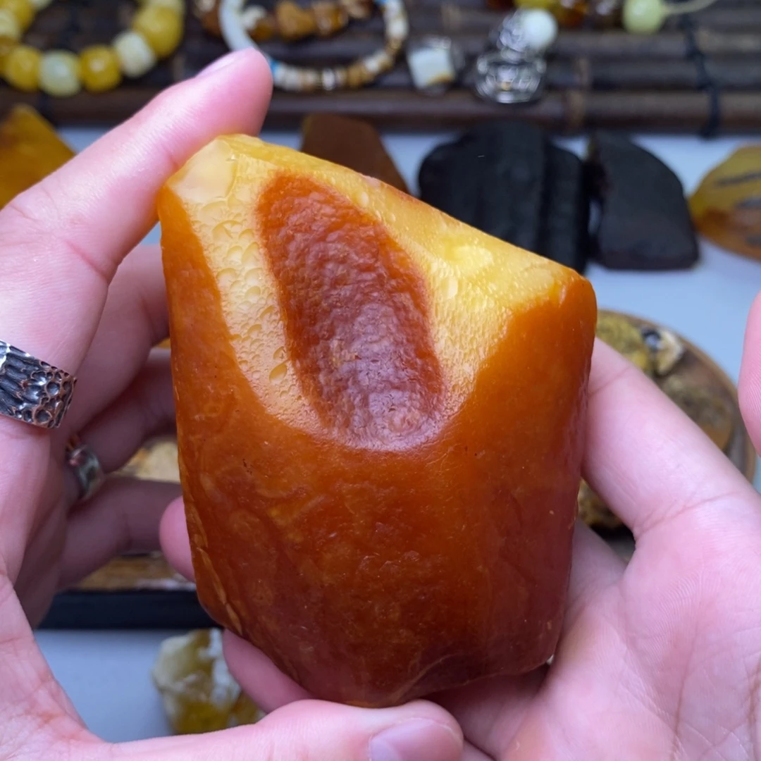 定制琥珀12老型同料手串