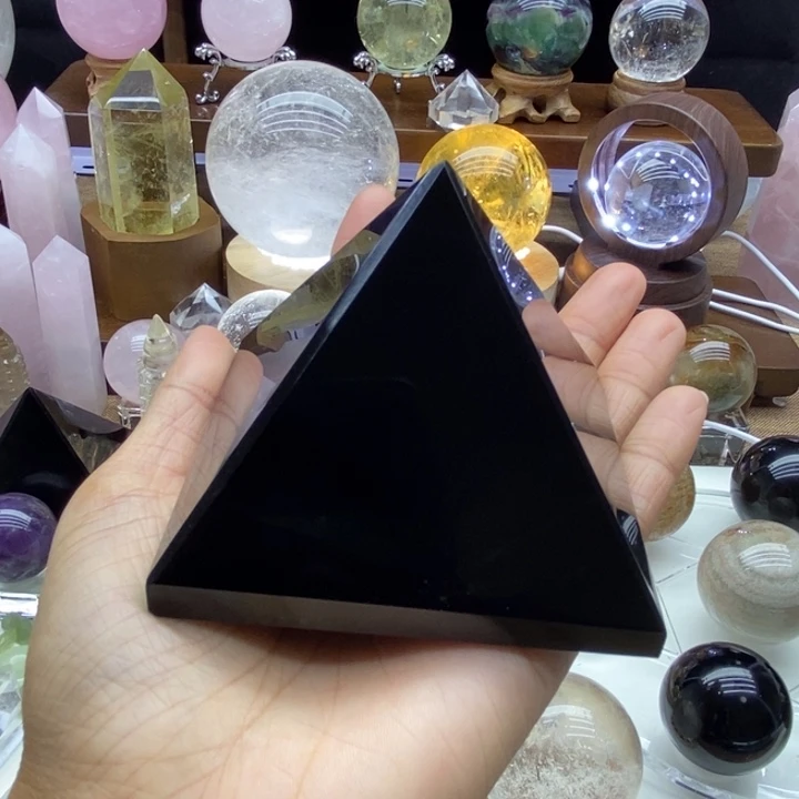 水晶摆件未镶嵌五***九天然黑曜石金字塔