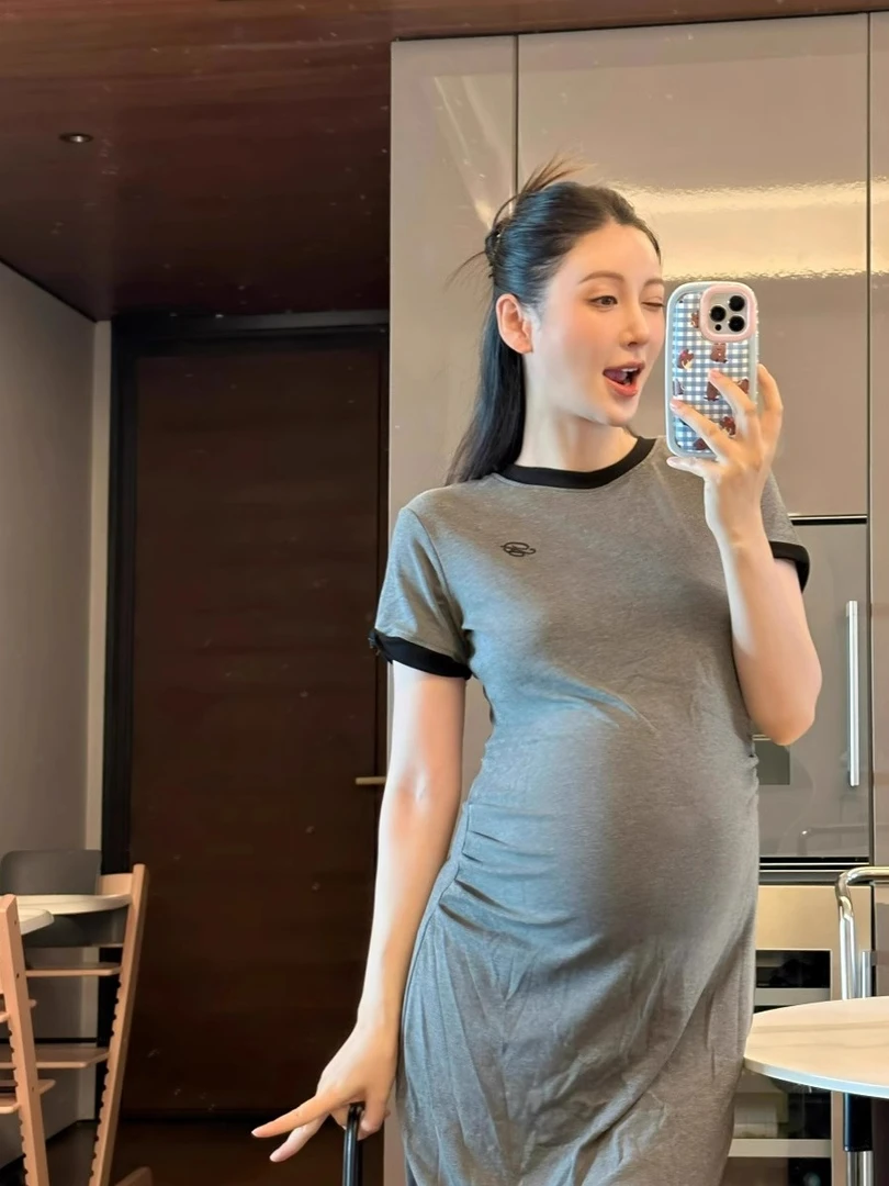 孕妇装连衣裙夏季2025新款时尚灰色长裙韩版修身显瘦气质短袖裙子